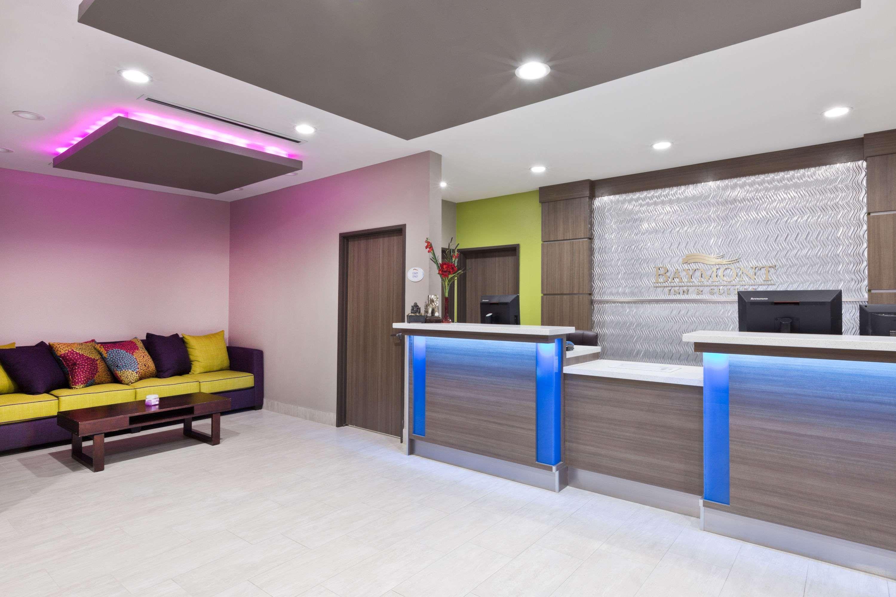 Hotel Baymont By Wyndham Bryan College Station Esterno foto